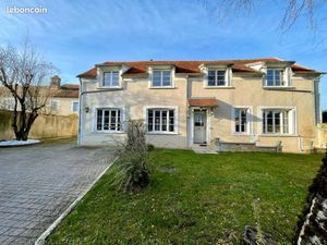 Ancien Relais de Poste refait à neuf