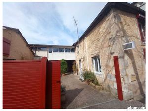 Bien Atypique – 60 m² – 3 Pièces – Hyper Centre Périgueux (Quartier Gare/Affaires)