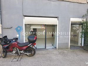 Local commercial 52 m² Saint-Ambroix