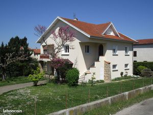 Maison T6 Lapeyrouse Mornay (26)