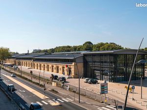 Local commercial 199 m²