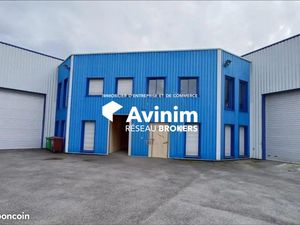 Local 385 m² Chelles