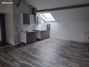 Appart T 3 centre st vallier