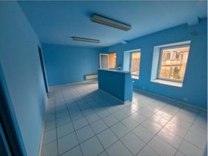 A saisir Local à vendre