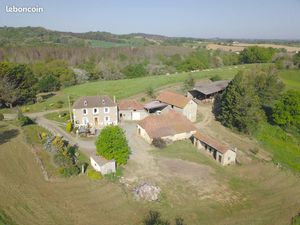 Propriété 6 pièces 172 m²