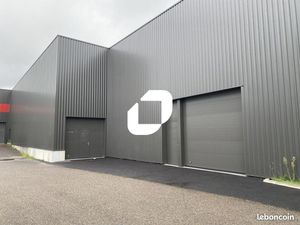 Local d'activité 505 m²