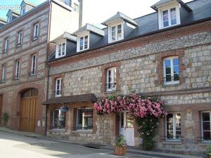 Local commercial veules les roses