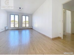 À louer - appartement F2 hyper centre