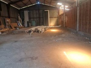Entrepôt/local 230 m2