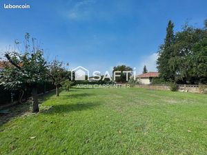 Terrain 1465 m² SAINT-MEDARD-EN-JALLES