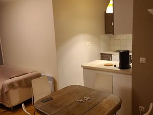 40 m² meublés avec garage Rue Tête d'Or