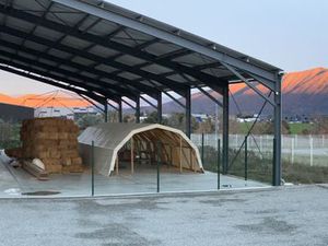 Local Industriel & Terrain pour PROFESSIONNELS (Divisible sur projet) – Peyruis