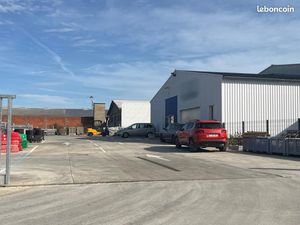 Local d'activité 554 m²