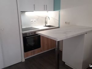 Studio Thiais 26m2  parking s/sol 790 CC