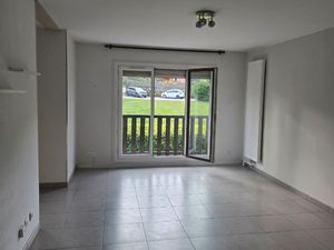 T4 lumineux 80 8 m² avec balcon  cave et garage Barberaz (73000)