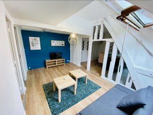 Beau F2 refait à neuf – Rue Parisis