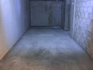 A louer Double box souterrain en longueur