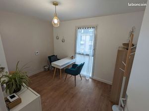 Location cabinet paramédical salle de consultation