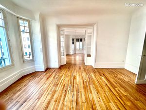 Bureaux standing 140 m2 au centre de Pau