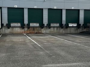 Local de Stockage avec quais + Bureaux au Port autonome de Strasbourg 380 m2