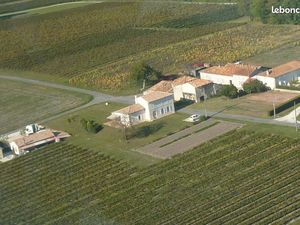 Belle maison rénovée  150m2  8mn Jonzac  1000/mois