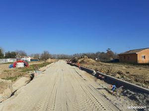 Terrain 570 m² Finhan