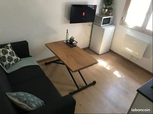 Appartement 2 pièces - Arles Trinquetaille