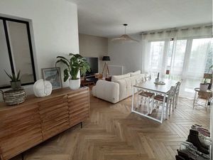 Bel appartement traversant de 64 m² entièrement rénové – 2 chambres  cave  séchoir – Caudé
