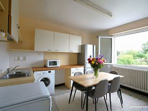 T3 de 77 m² avec terrasse et 2 parkings