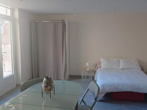 Studio meublé toutes charges comprises