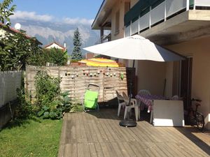 DOMENE F2 45m2 REZ DE JARDIN PETITE COPRO DE STANDING 6 LOGEMENTS CALME