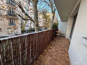 Studio 1 pièce 29 m²