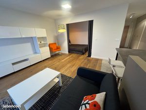 T1 bis meublé 44 m² – Rénové – Balcon avec vue – Cave - Local vélo - Centre ville