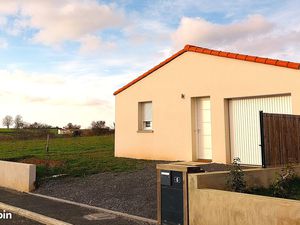 Maison neuve 2023 83 m2 plein pied terrain 300m2