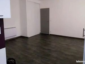 Appartement T2 proche Frontière