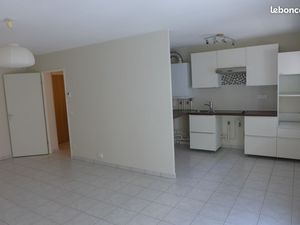 Location appartement T2bis à Chambéry