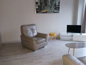 T3 F3 meublé hypercentre + parking