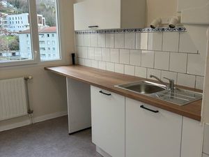 F3 chauffage et eau chaude compris