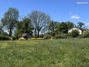 Terrain 1 600 m² Jussac