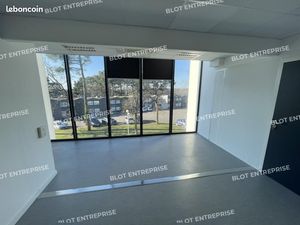 Bureaux 146 m²