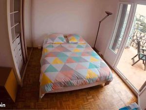 Chambre 1 pièce 70 m²