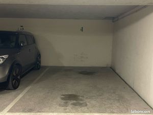 Place parking Arcueil