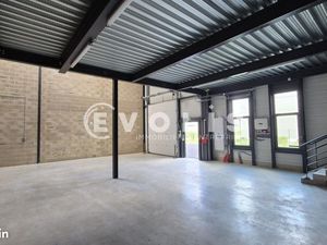 Local d'activité 670 m²