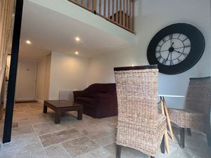 Studio meublé au calme à l'année