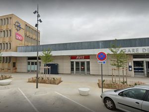 Local d'activité 74 m²