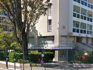 Beau local commercial disponible au 01 janvier 2026 - Possibilité transformation en appart