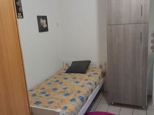 A LOUER STUDETTE meublée