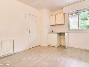 Studio 16 m² - Libre de suite - 650 CC