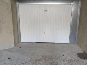 Garage 14 m² Serezin Du Rhone