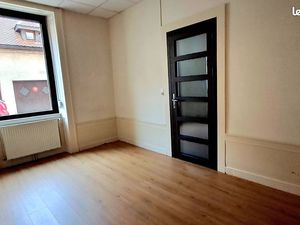 Local professionnel type appartement 2 pièces - 37m2 - Pontarlier centre